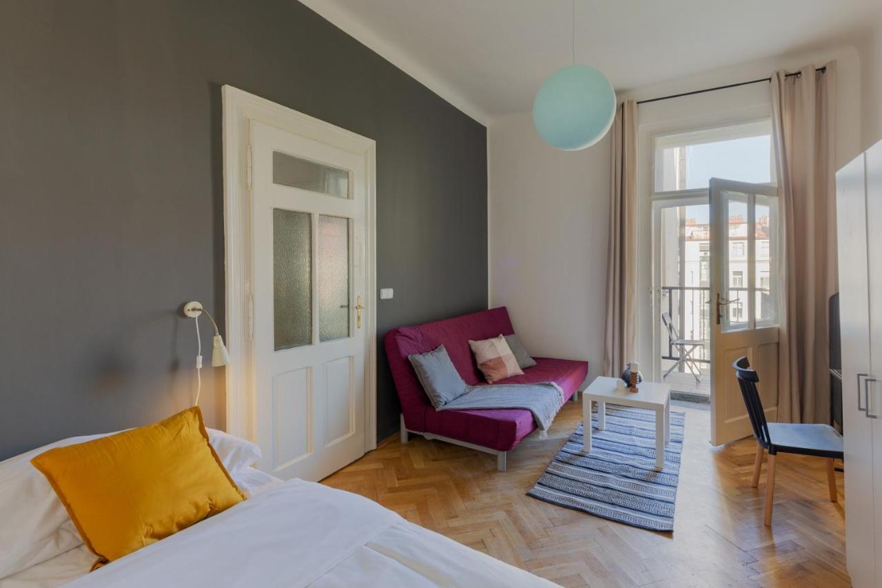Apartment Slavikova Prag